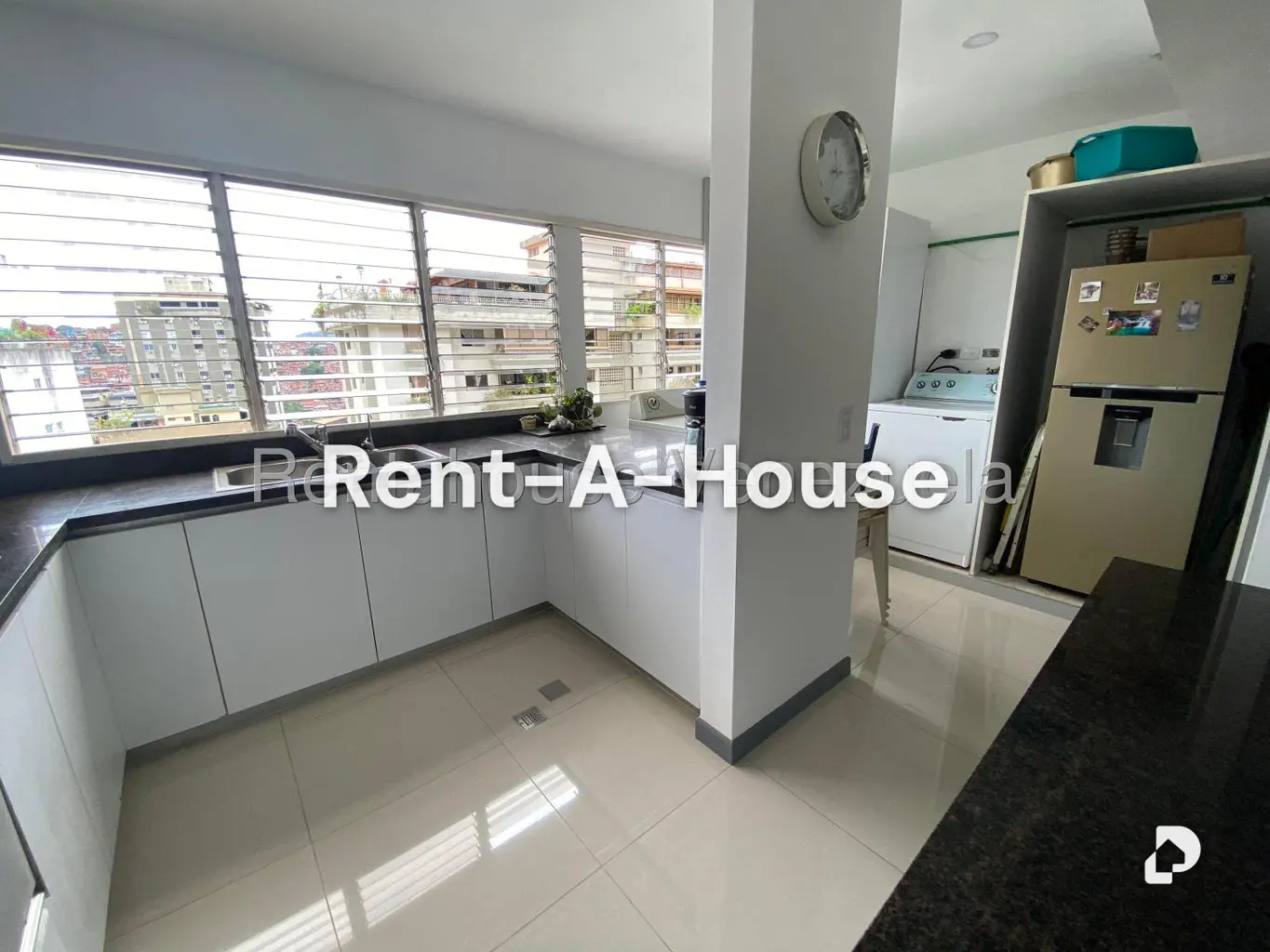 Apartment in Terrazas del Ávila, Caracas – 11