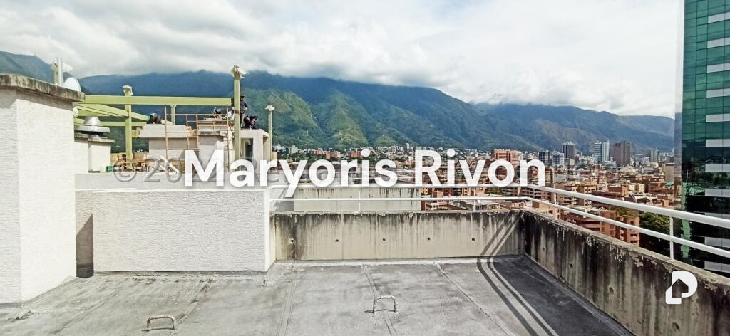 Penthouse en Campo Alegre, Caracas – 40