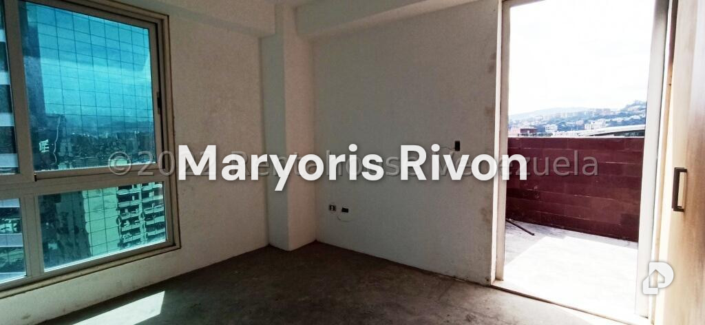 Penthouse en Campo Alegre, Caracas – 30