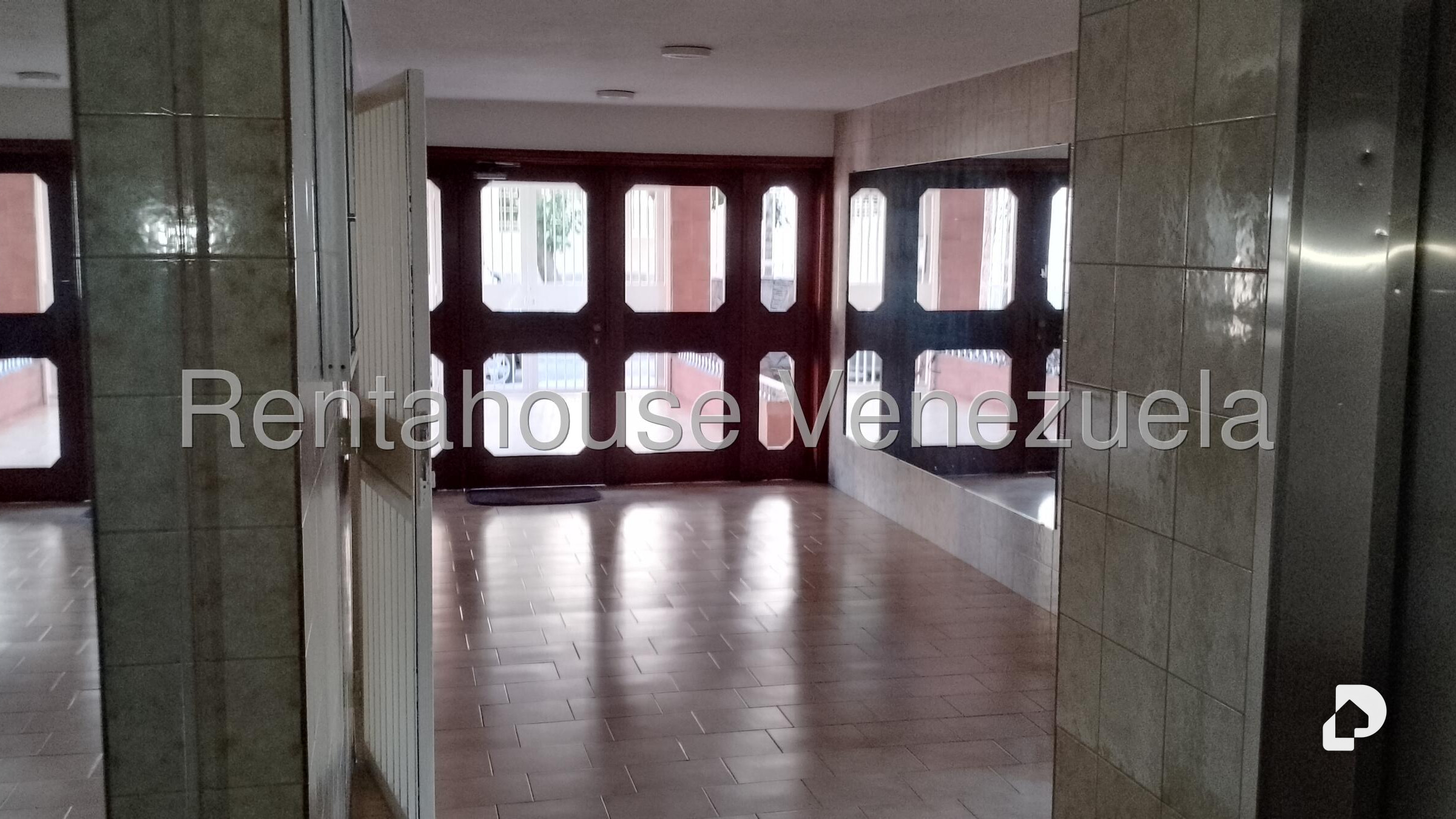 Apartamento en La Urbina, Caracas