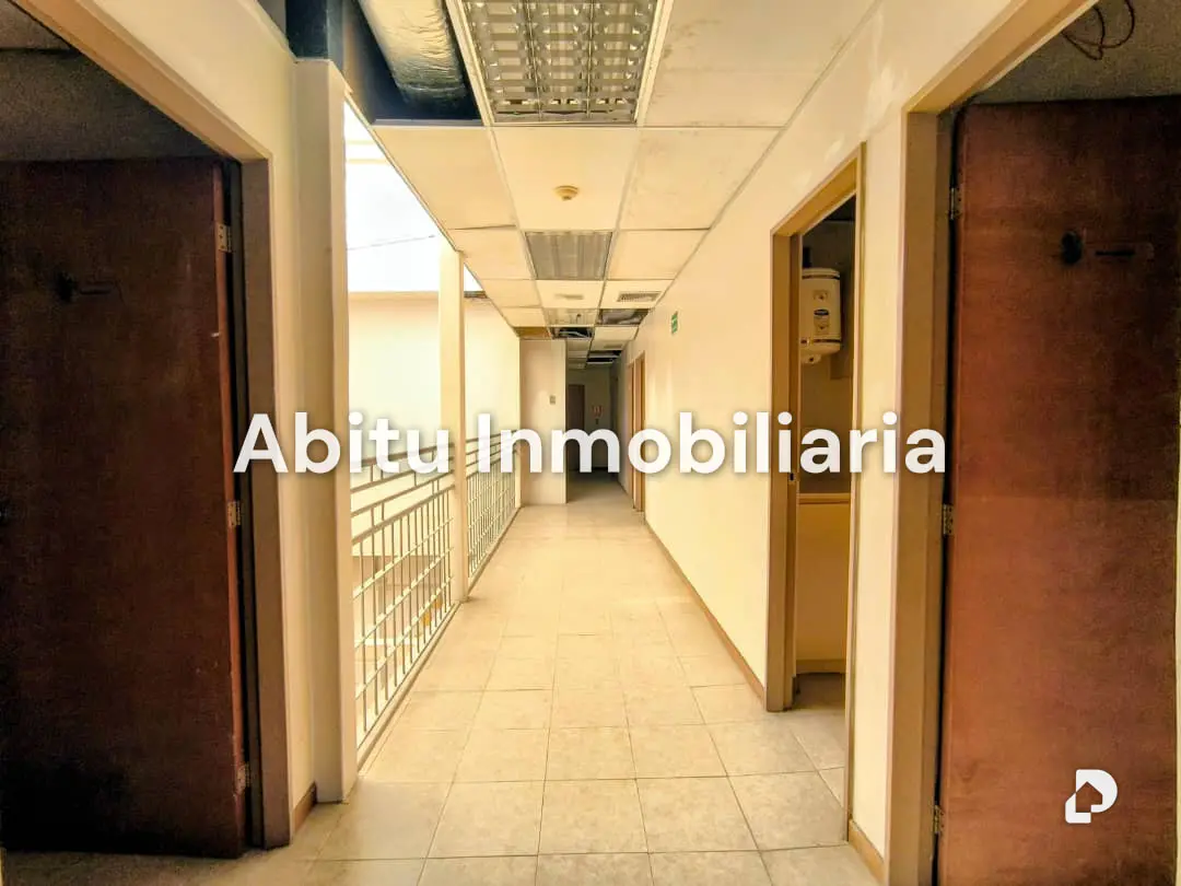 Casa en San Bernardino, Caracas – 16