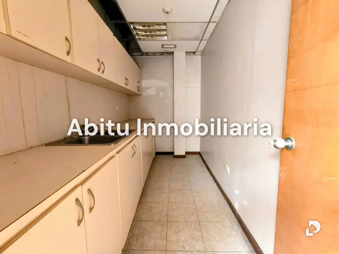 Casa en San Bernardino, Caracas – 17