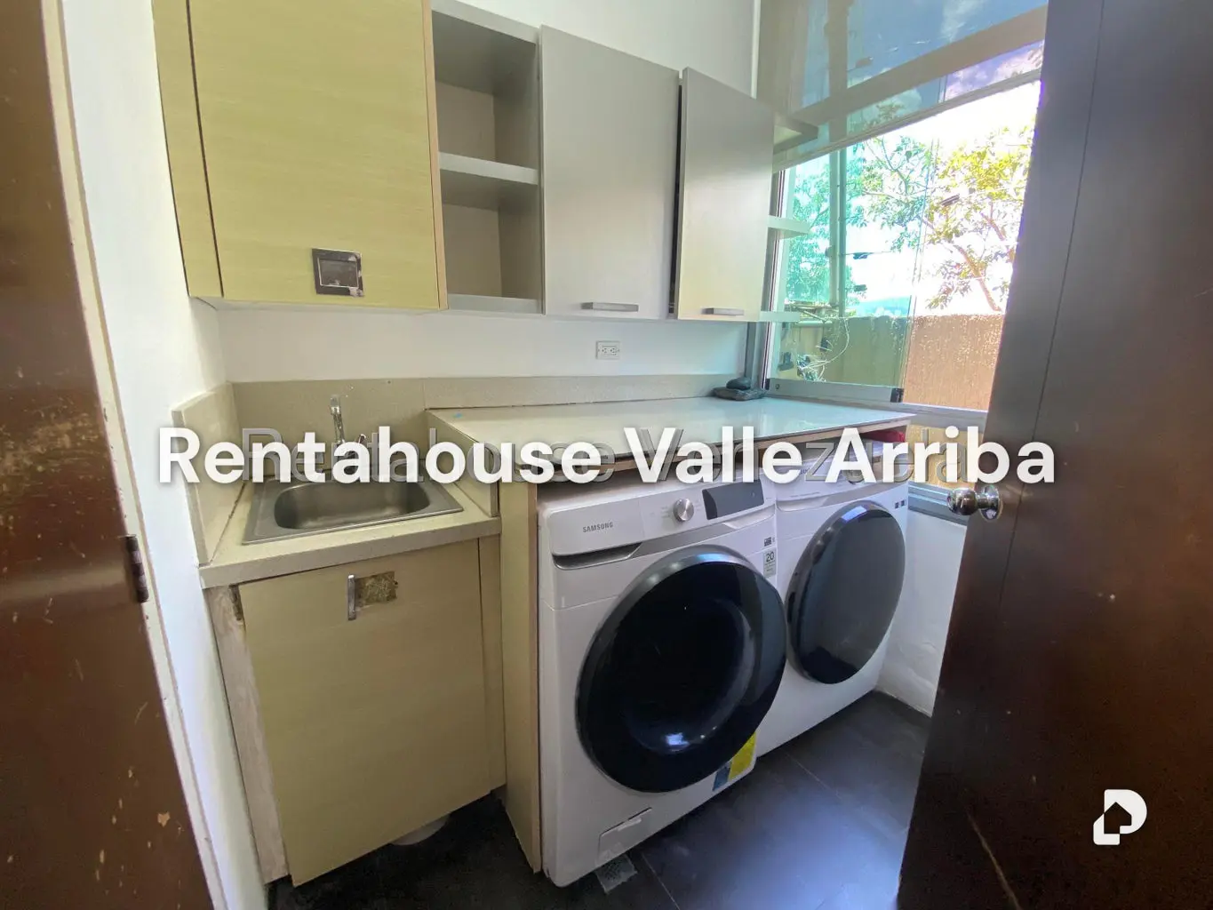 Apartment in Las Mesetas de Santa Rosa de Lima, Caracas – 29