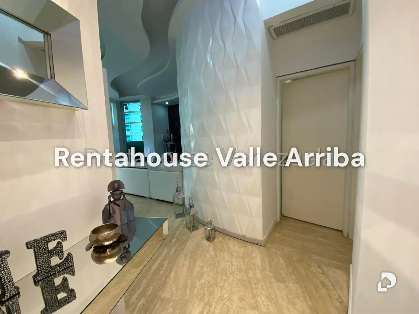 Apartment in Las Mesetas de Santa Rosa de Lima, Caracas – 4