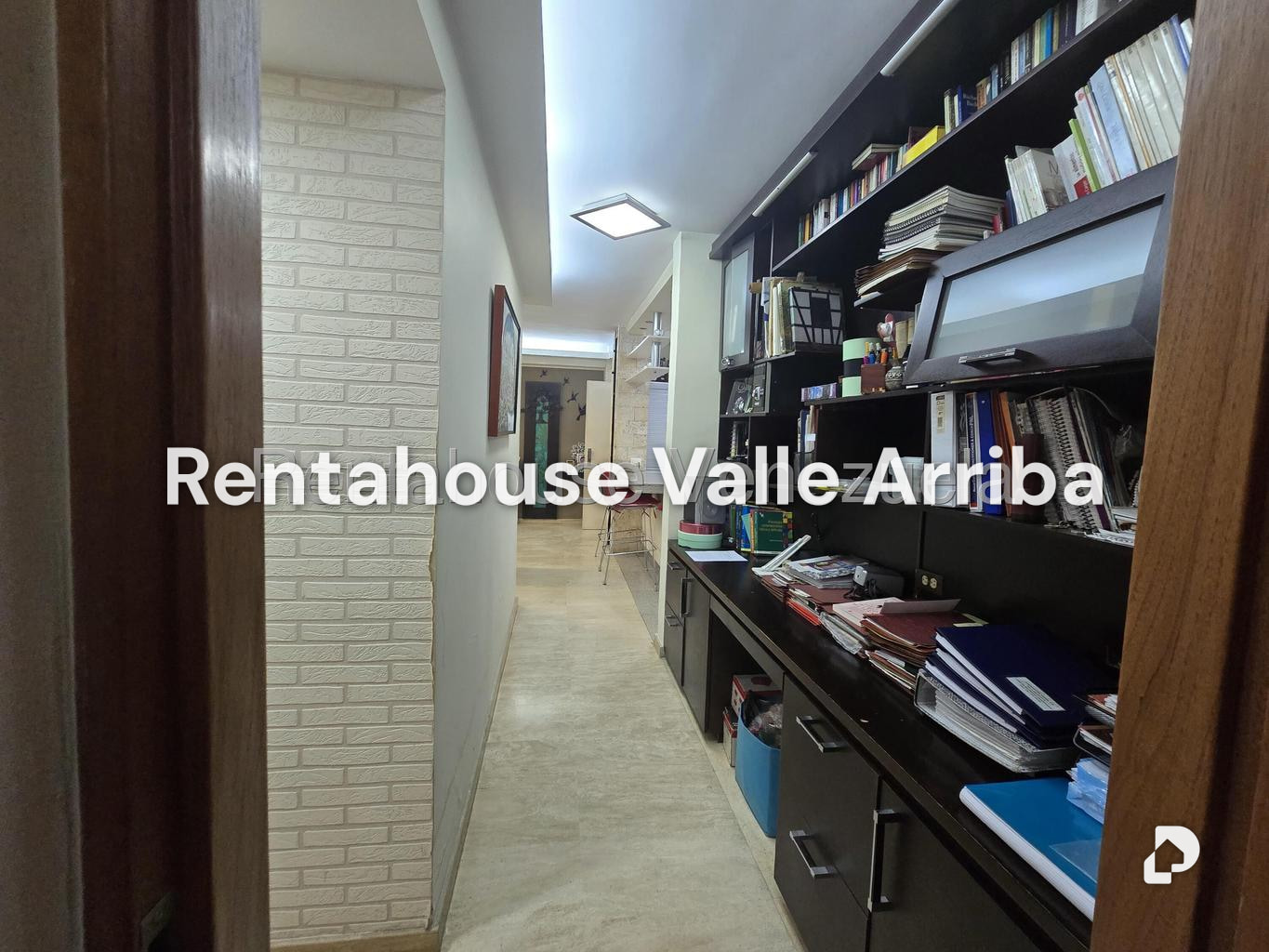 Apartamento en El Rosal, Caracas – 24