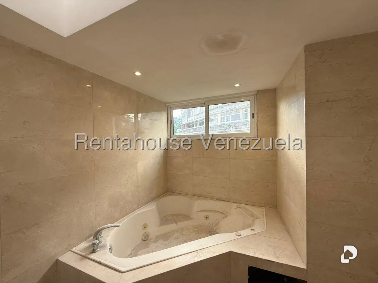 Apartamento en Las Mercedes, Caracas – 10