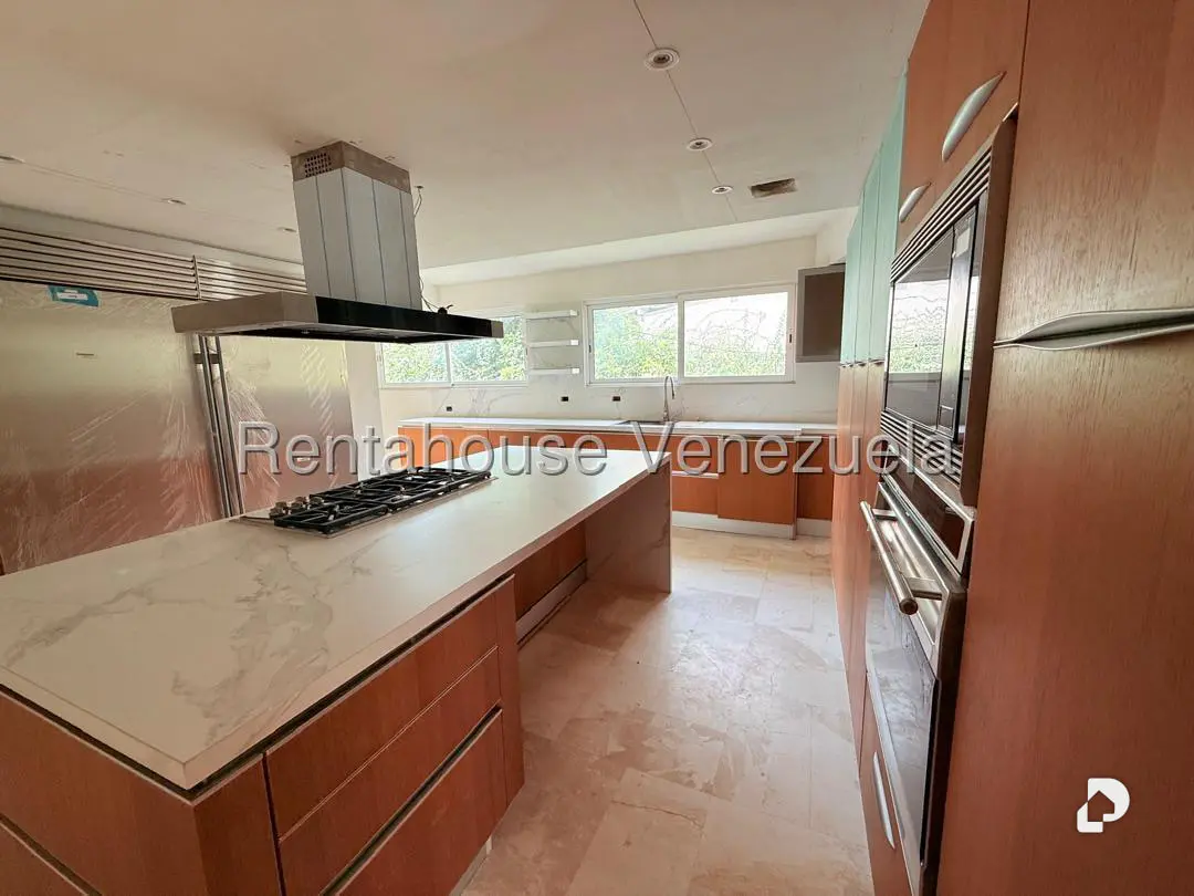 Apartamento en Las Mercedes, Caracas – 4