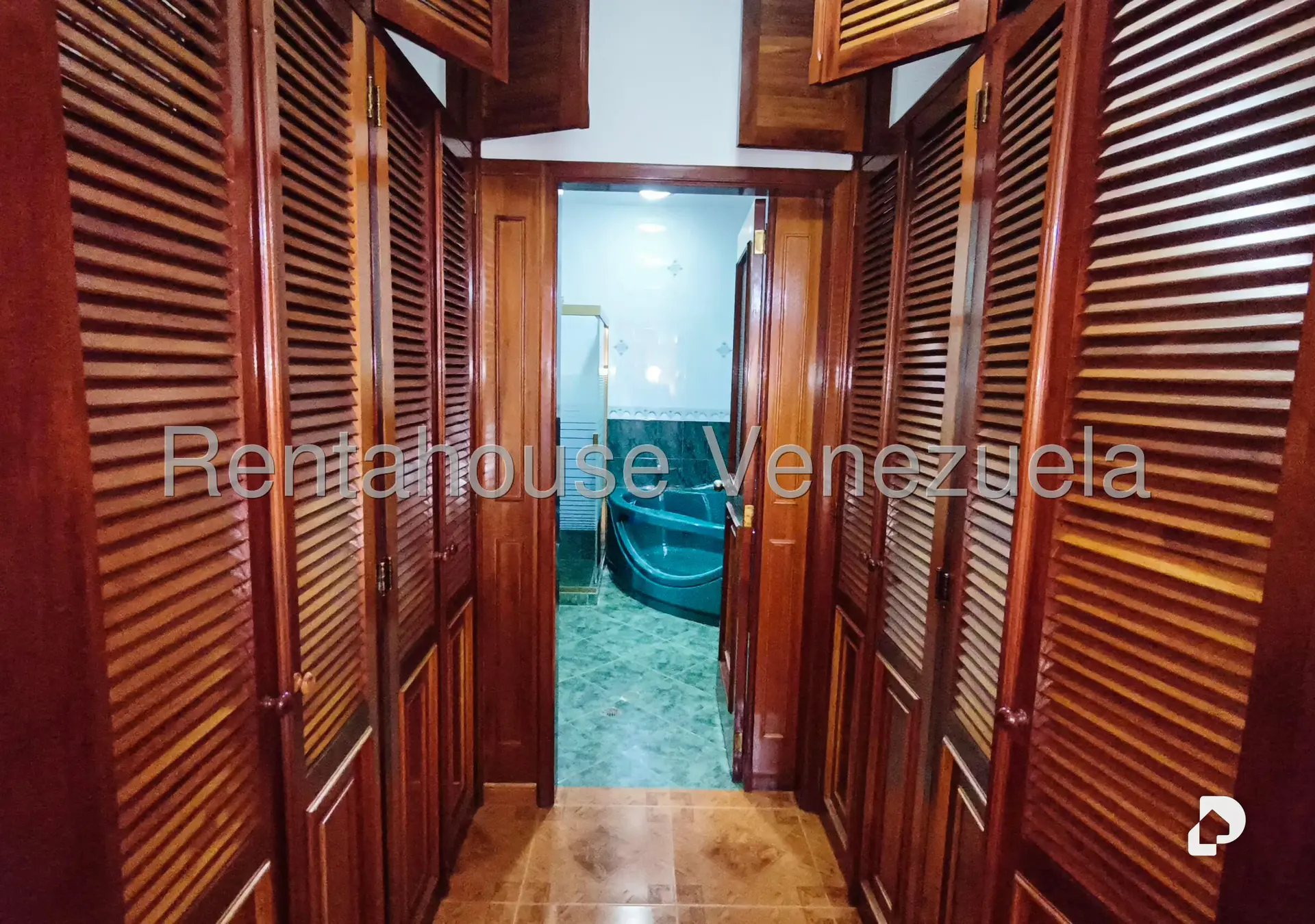 Casa en El Marqués, Caracas – 22