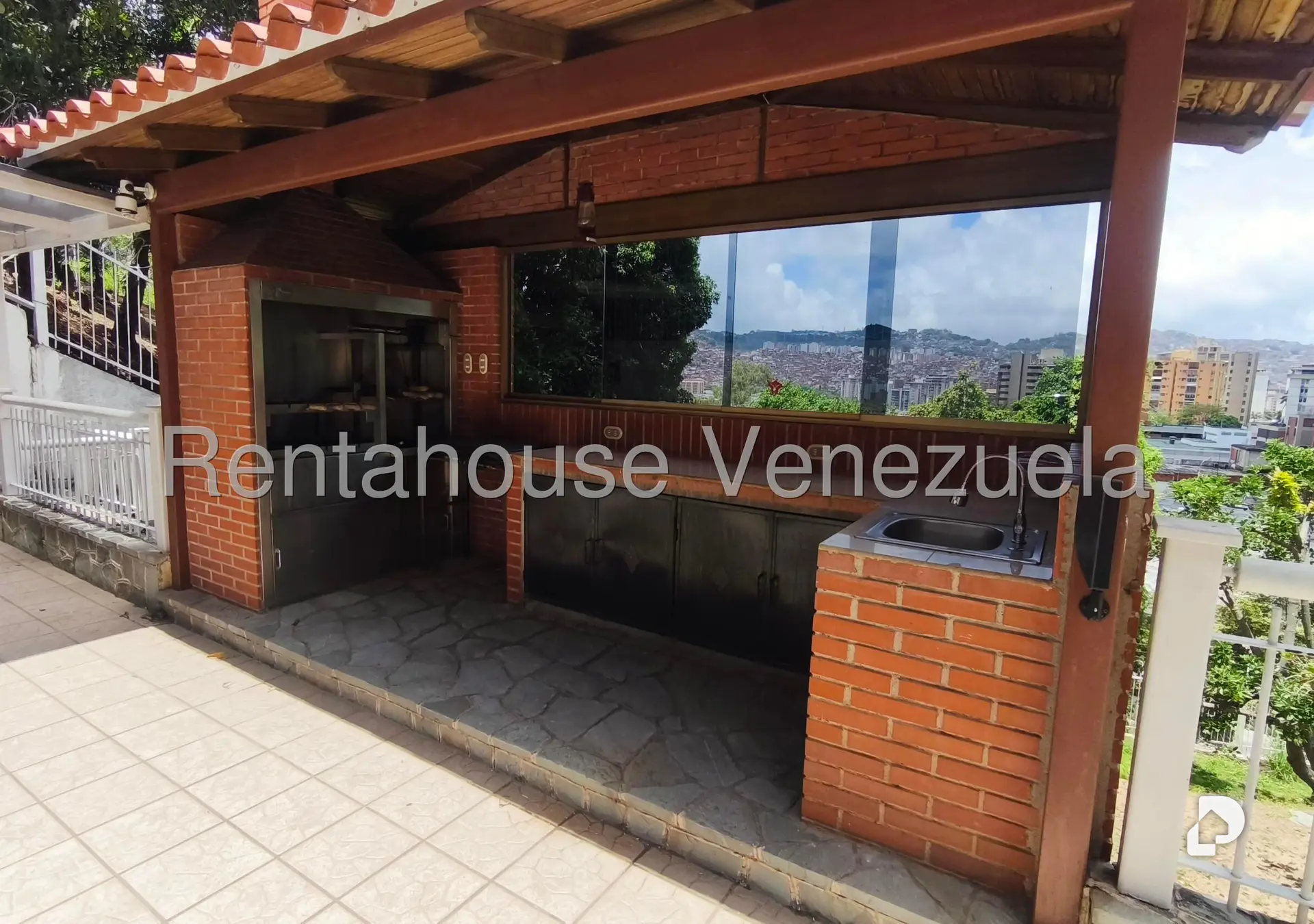 Casa en El Marqués, Caracas – 28