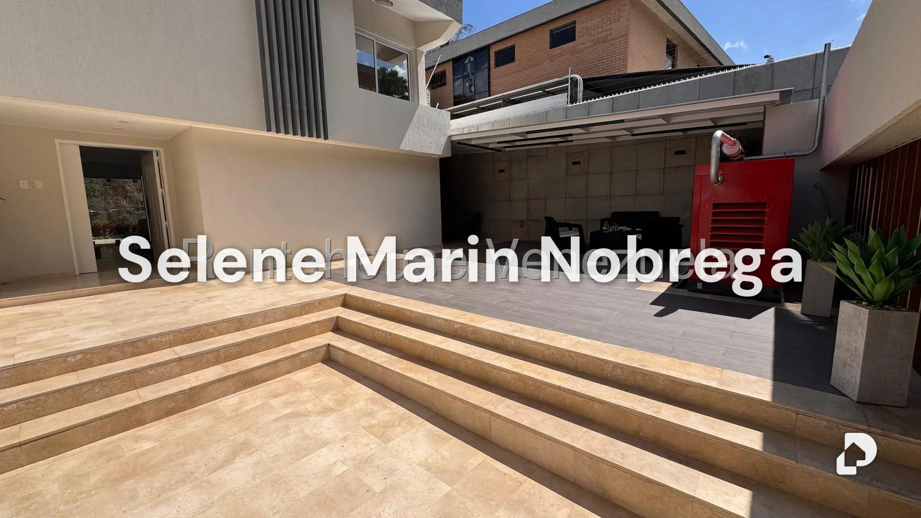 House in Colinas del Tamanaco, Caracas – 2