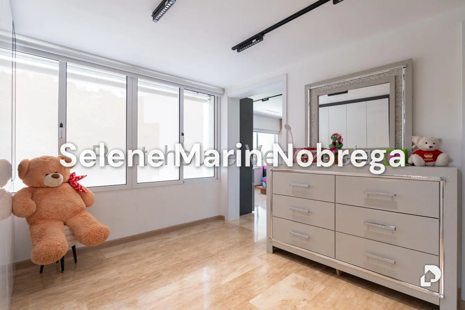 House in Colinas del Tamanaco, Caracas – 23