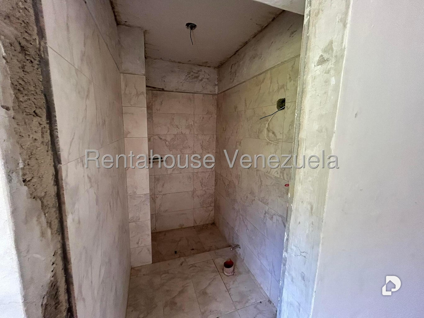Apartamento en Oripoto, Caracas – 16