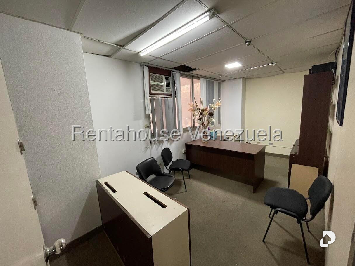 Oficina en Parroquia La Candelaria, Caracas