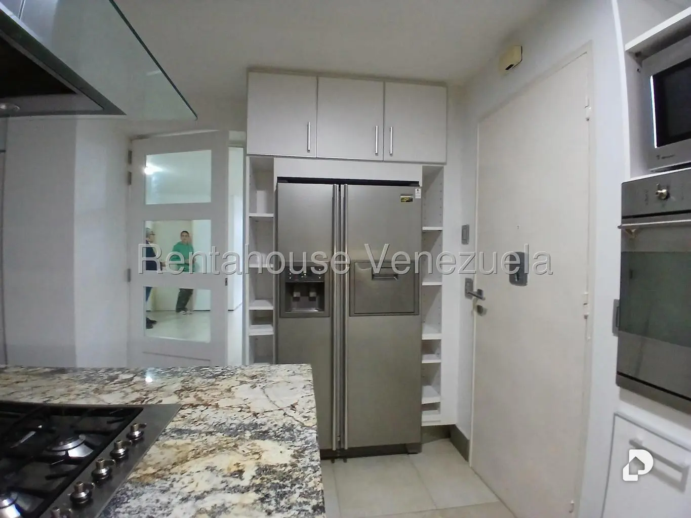 Apartment in Los Palos Grandes, Caracas – 7