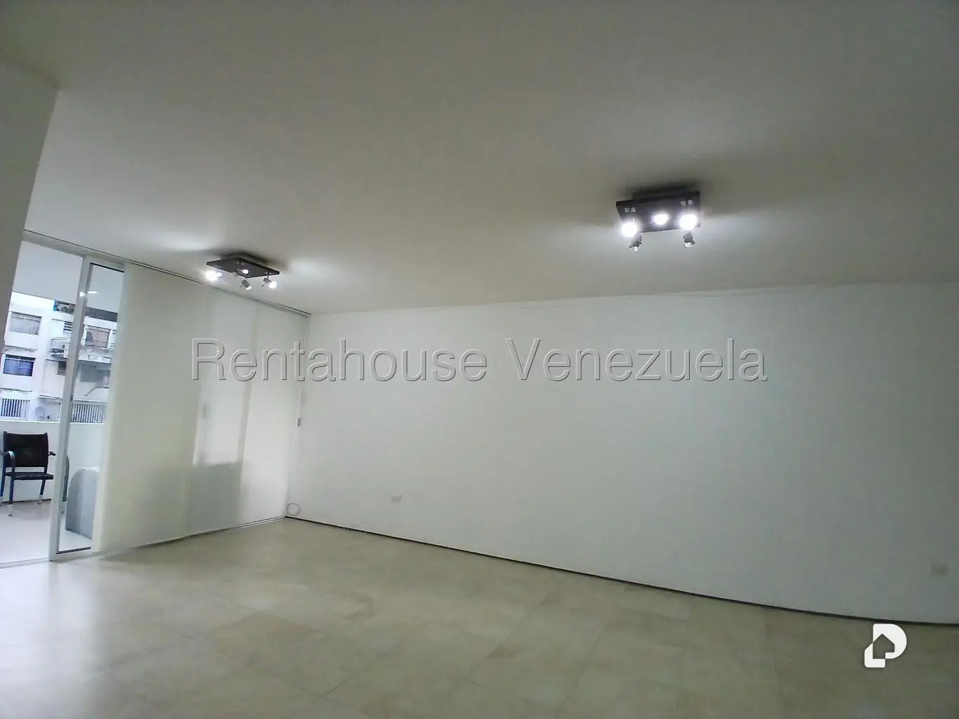 Apartment in Los Palos Grandes, Caracas – 6