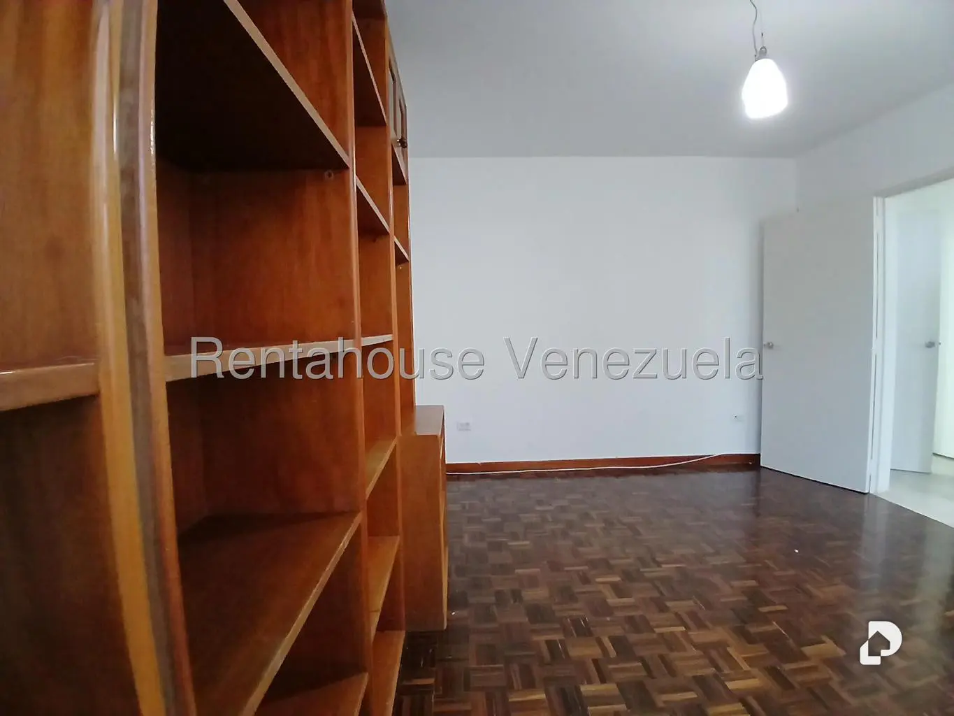 Apartment in Los Palos Grandes, Caracas – 18