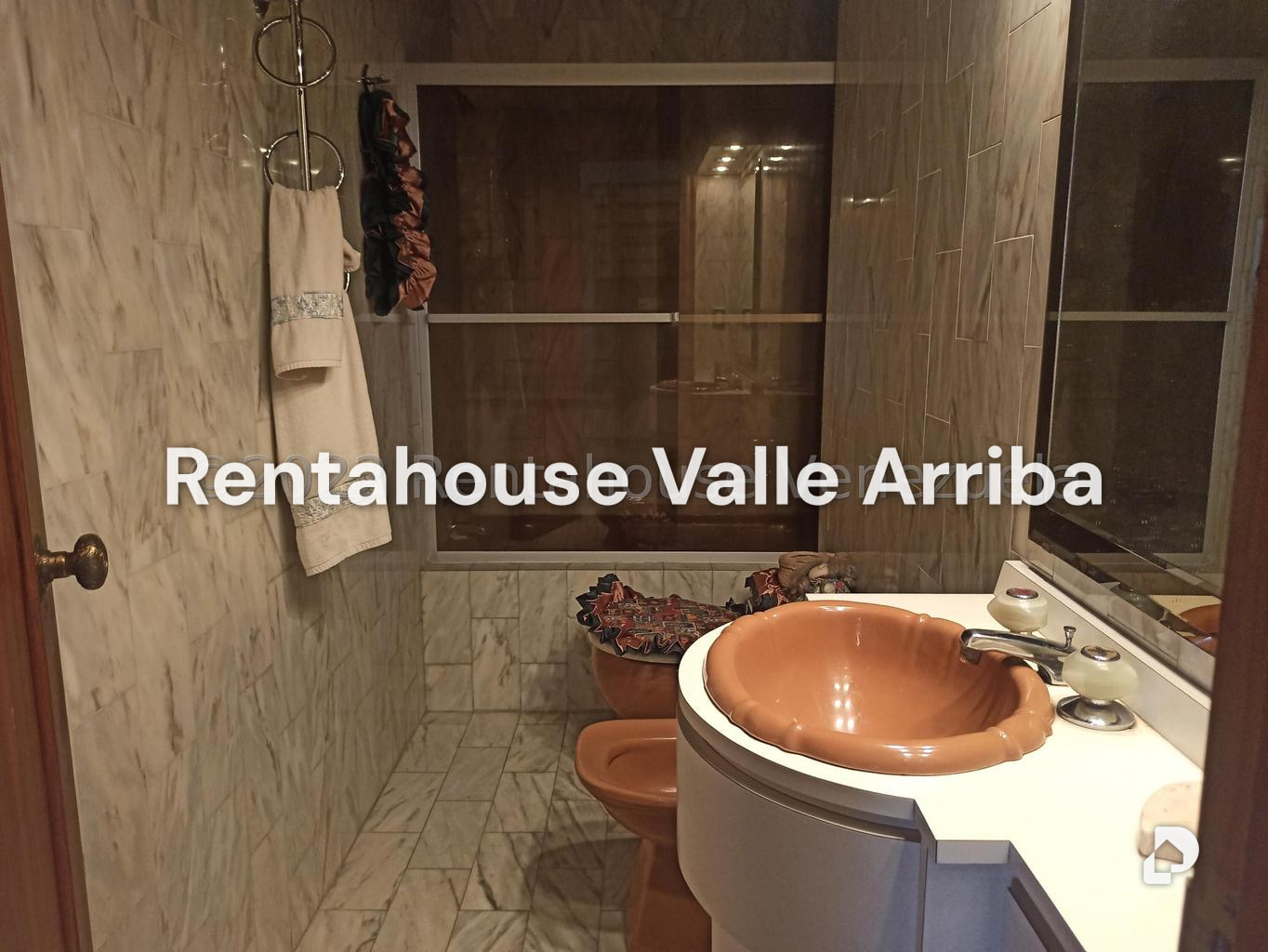 Apartamento en La Florida, Caracas – 17