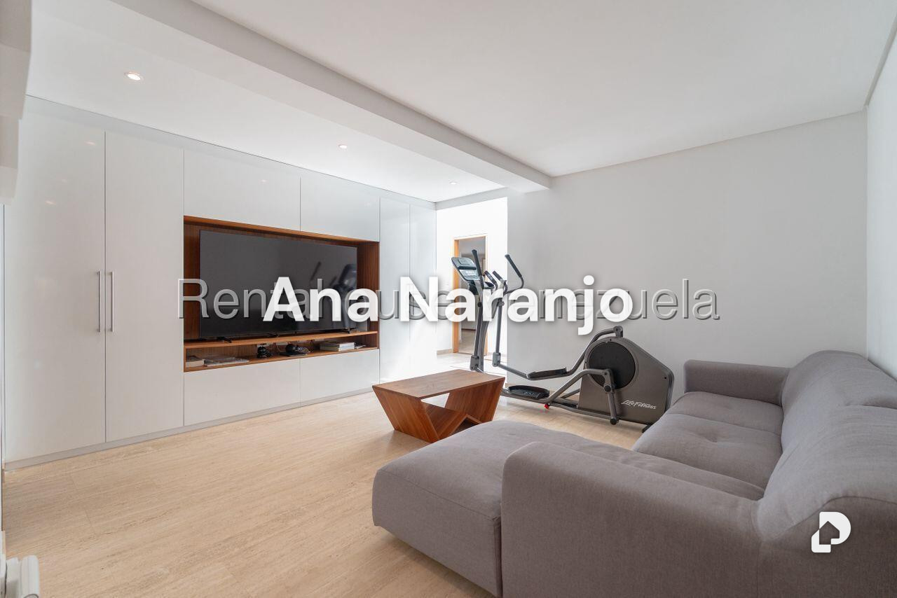 Apartamento en Santa Rosa de Lima, Caracas – 32