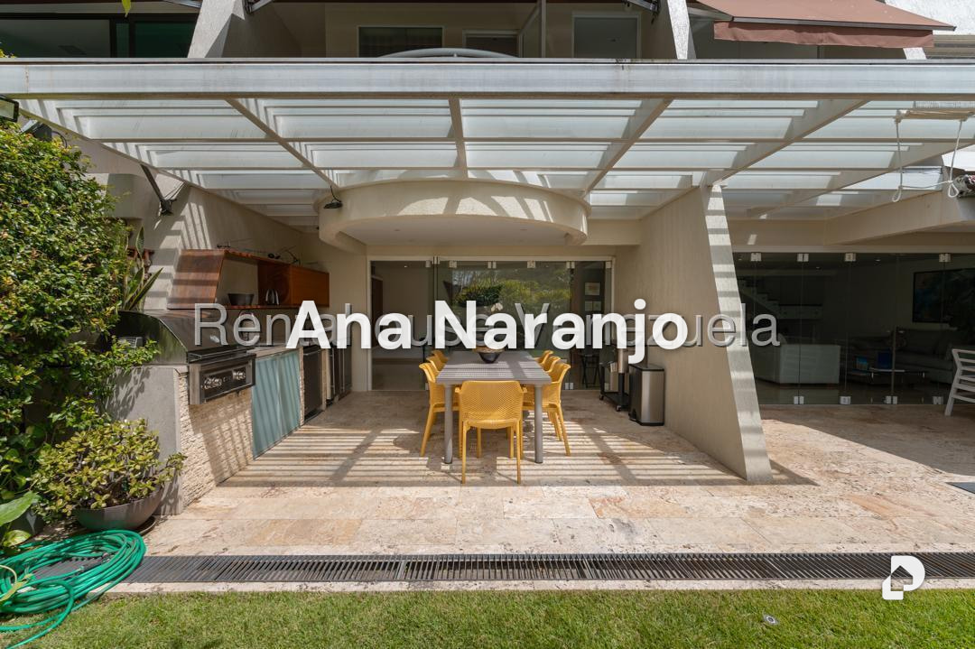 Apartamento en Santa Rosa de Lima, Caracas – 25