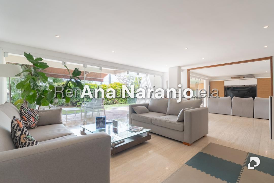 Apartamento en Santa Rosa de Lima, Caracas – 18