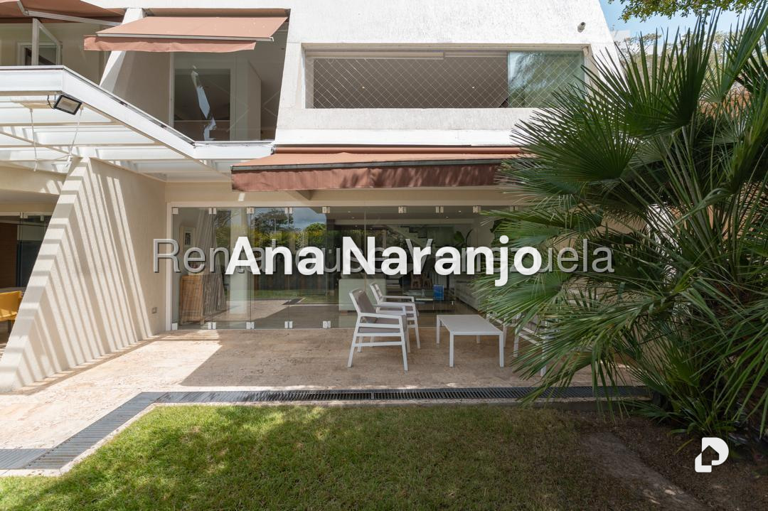 Apartamento en Santa Rosa de Lima, Caracas – 26