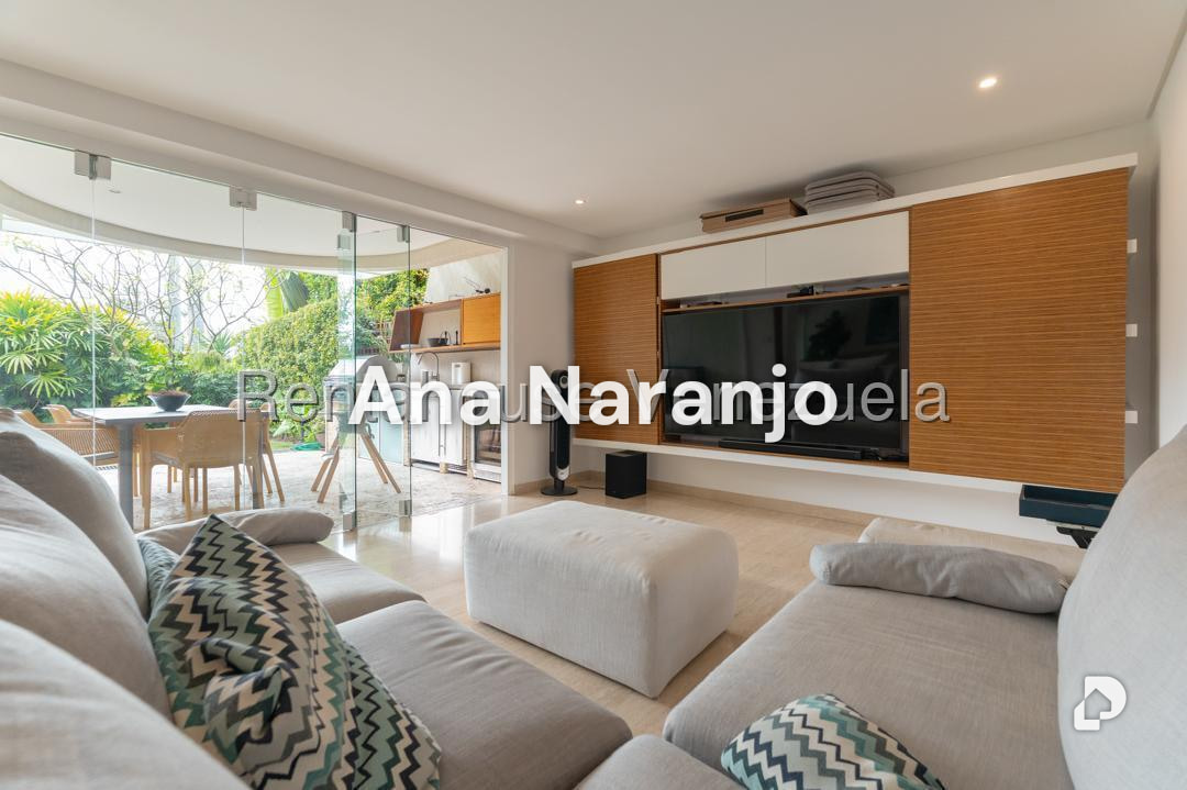 Apartamento en Santa Rosa de Lima, Caracas – 30