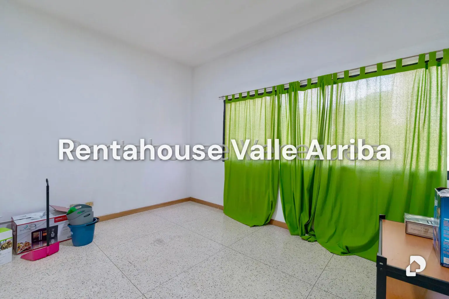 Casa en Los Naranjos de las Mercedes, Caracas – 28