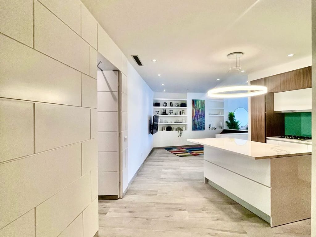 Apartamento en Las Mercedes, Caracas - 1