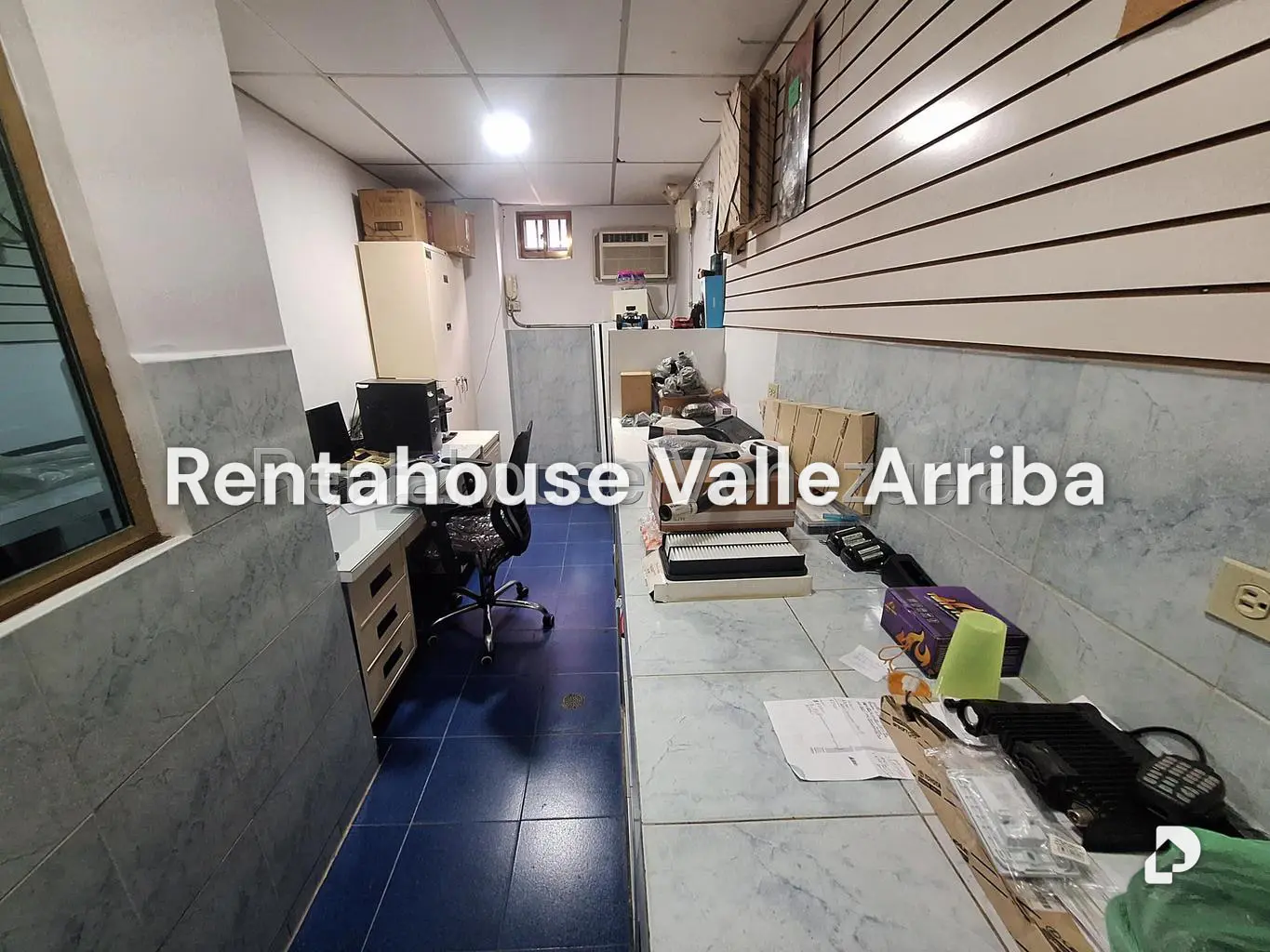 Local comercial en El Paraíso, Caracas – 14