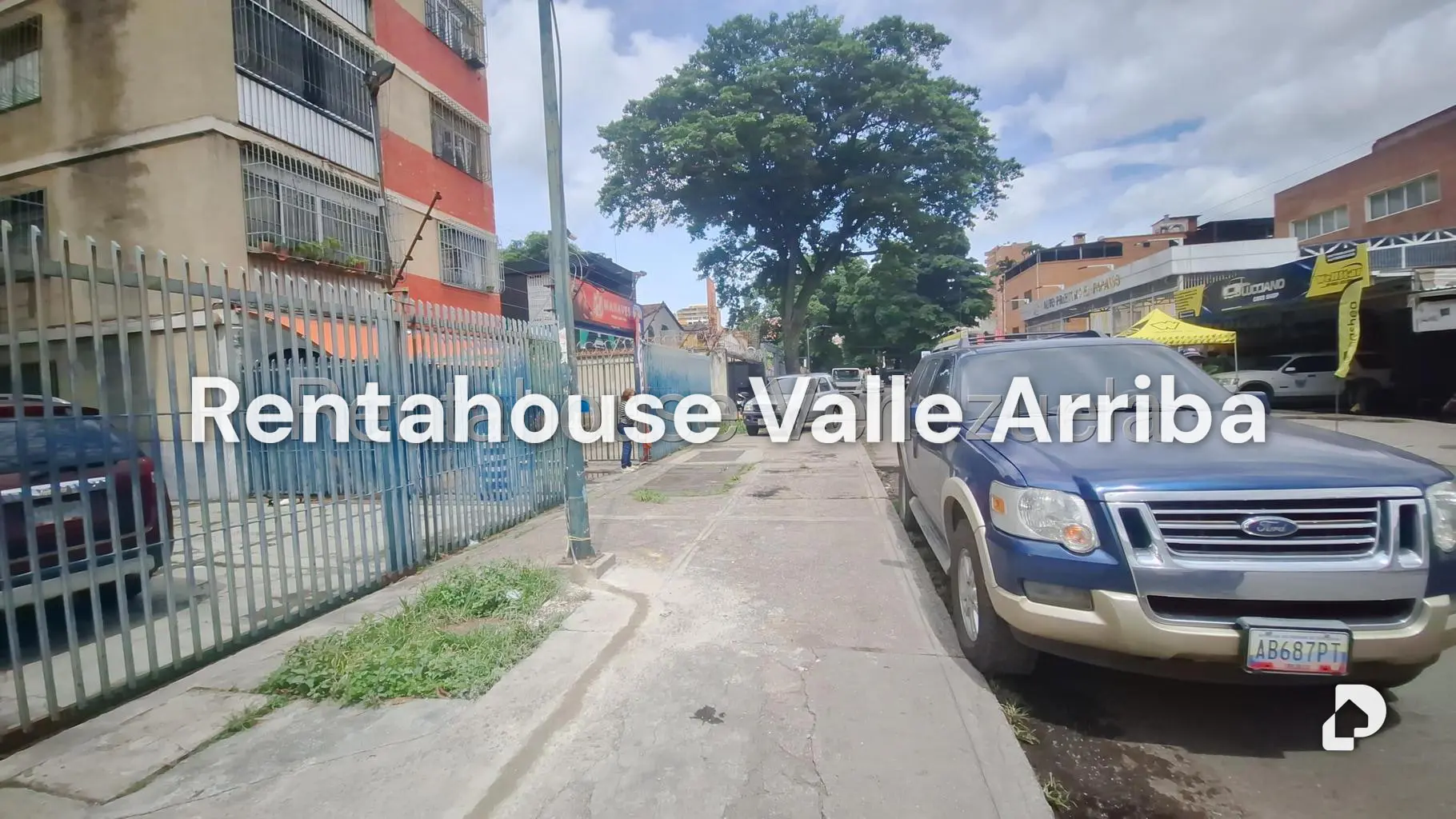 Local comercial en El Paraíso, Caracas – 21
