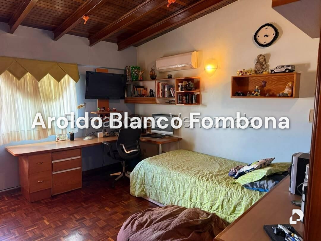 Casa en Santa Paula, Caracas – 8