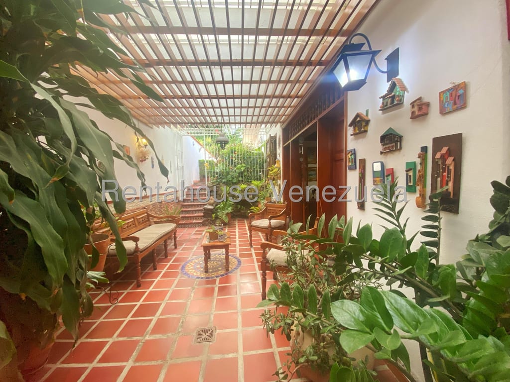 Casa en Los Palos Grandes, Caracas - 1