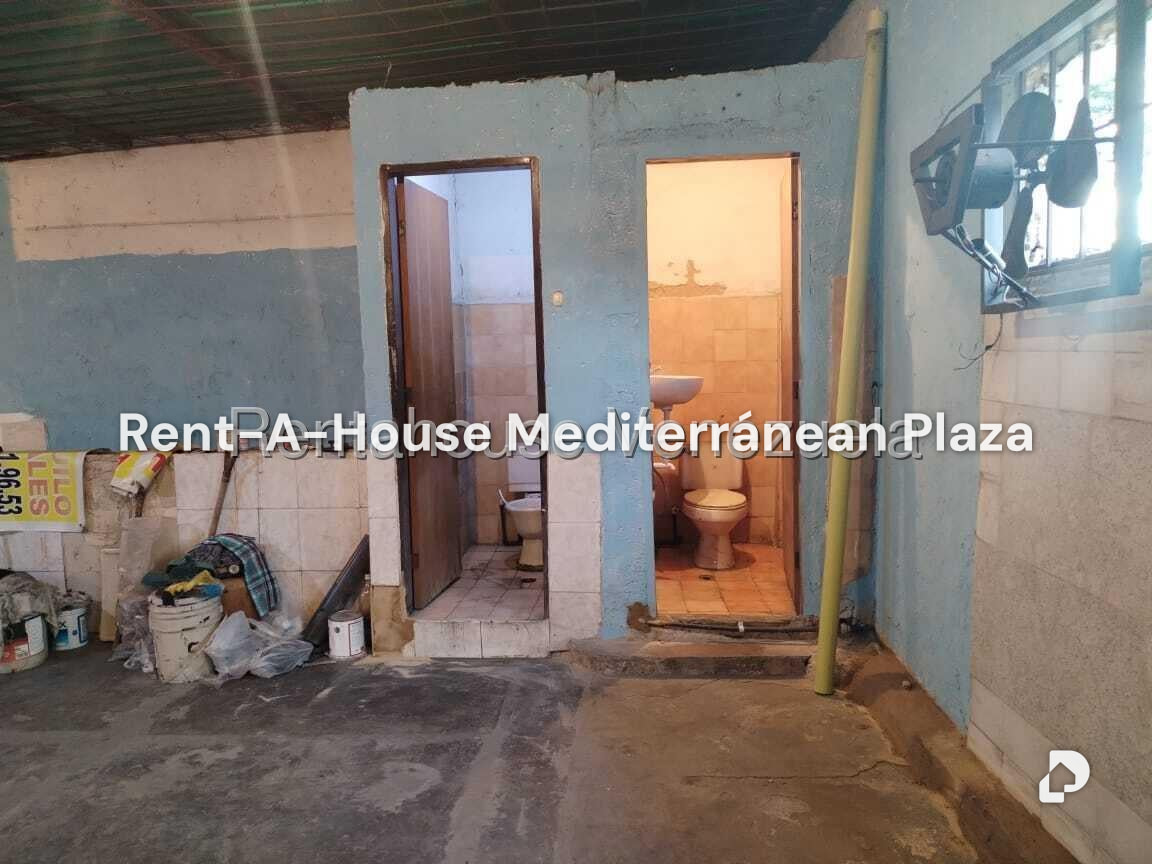 Local comercial en Avenida Cedeno, Valencia – 10