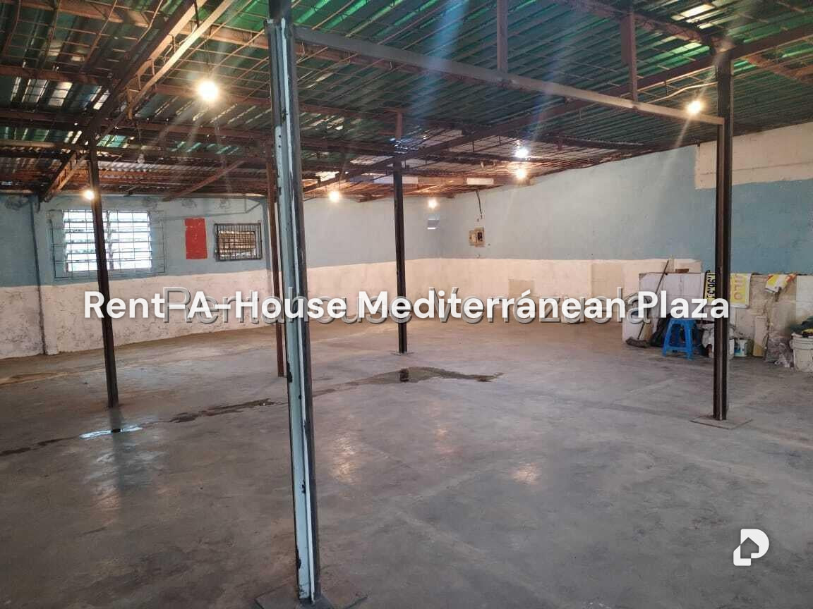 Local comercial en Avenida Cedeno, Valencia – 4