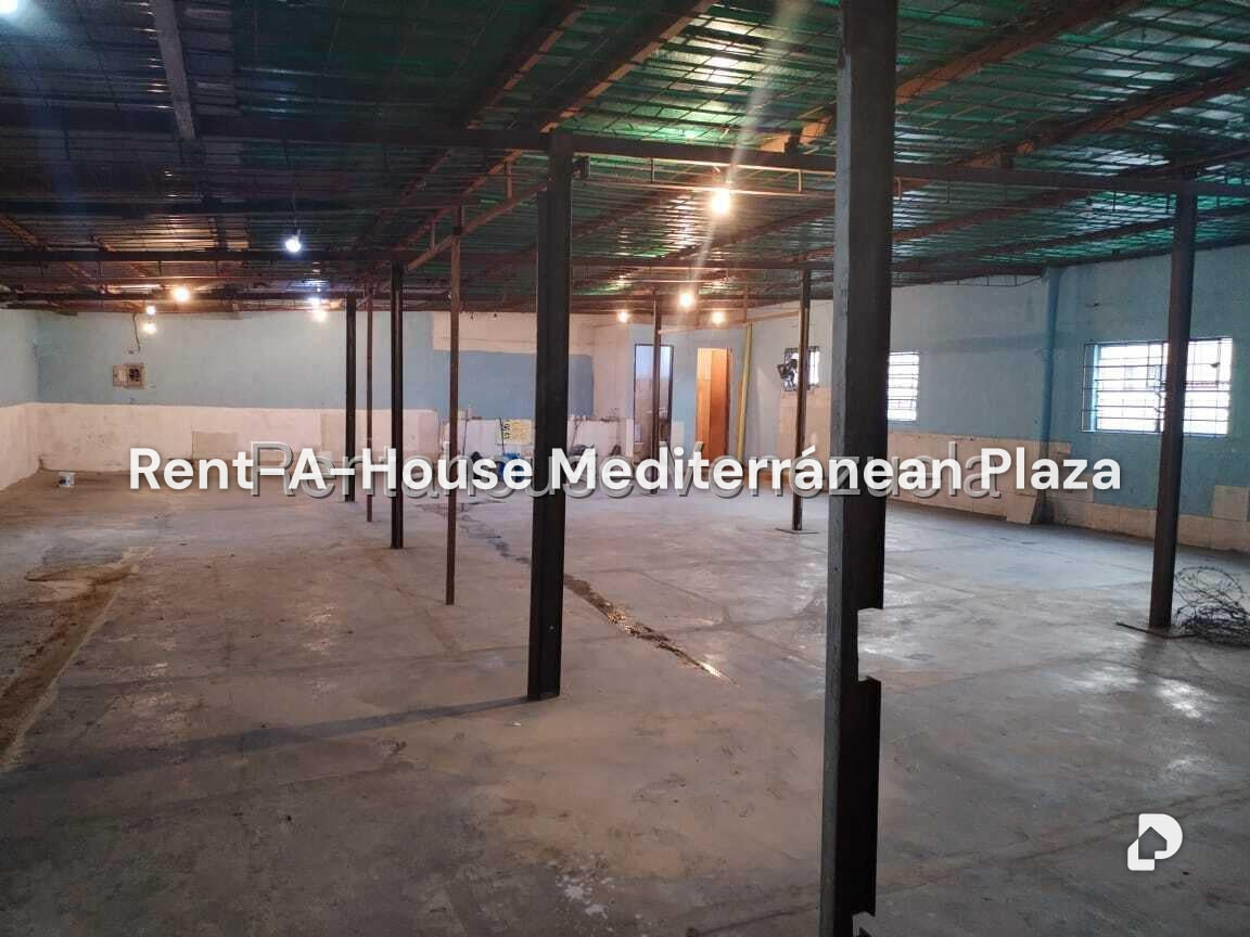 Local comercial en Avenida Cedeno, Valencia – 8