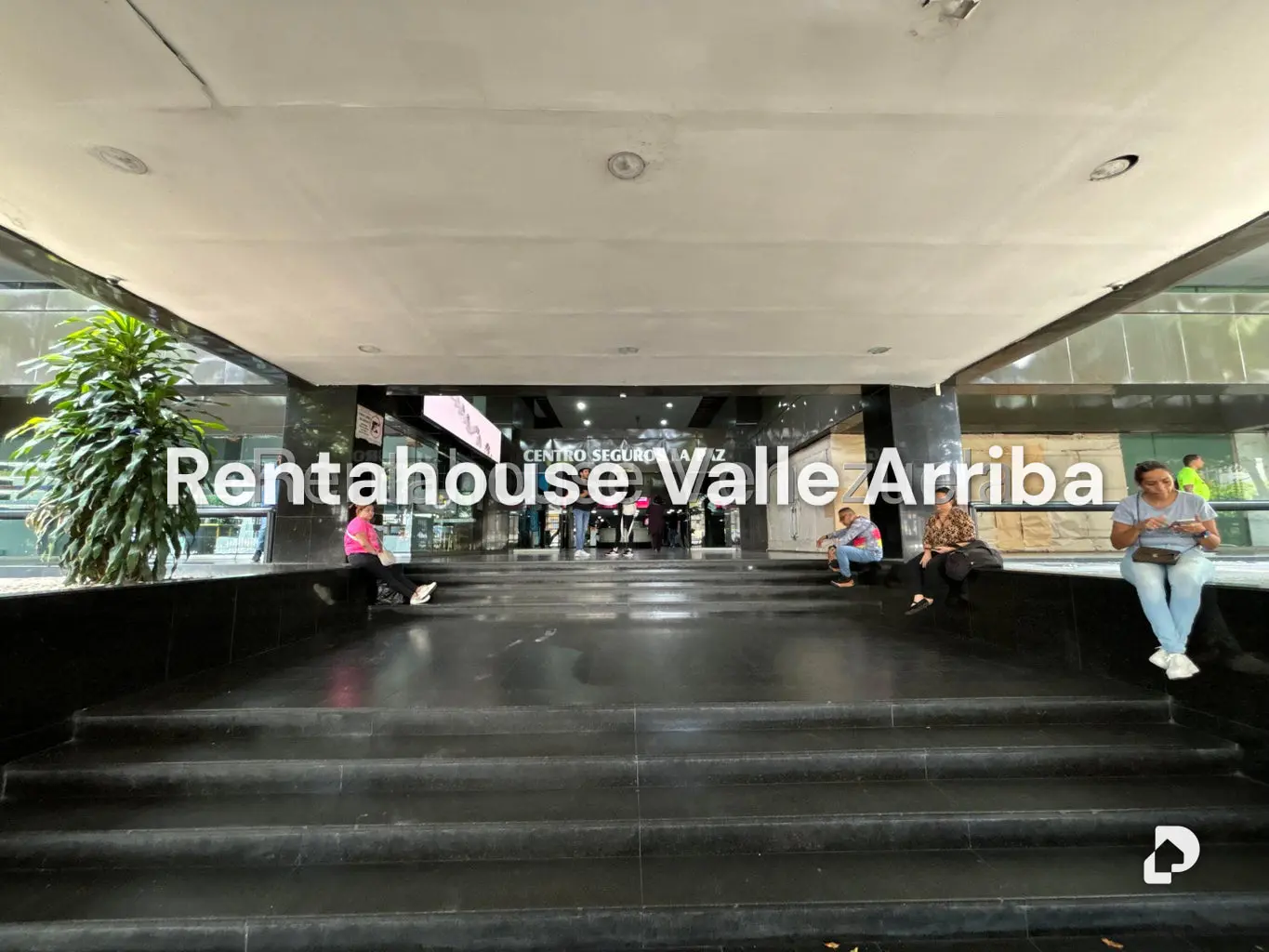 Local comercial en La California Norte, Caracas – 22