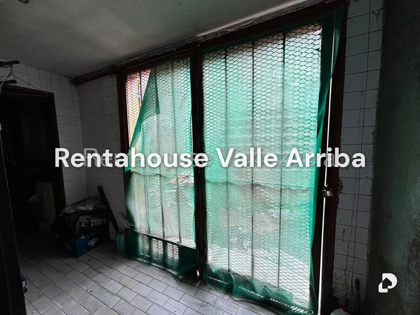 Local comercial en La California Norte, Caracas – 13