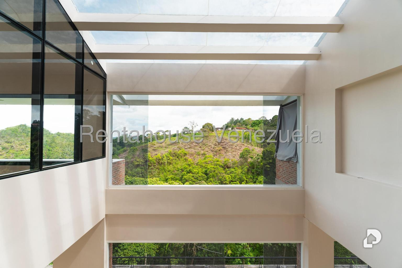 Casa en La Lagunita Country Club, Caracas – 17