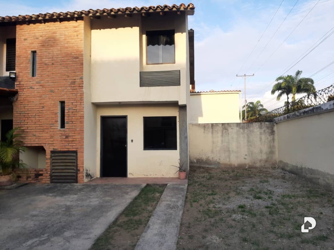 Townhouse en Naguanagua – 1