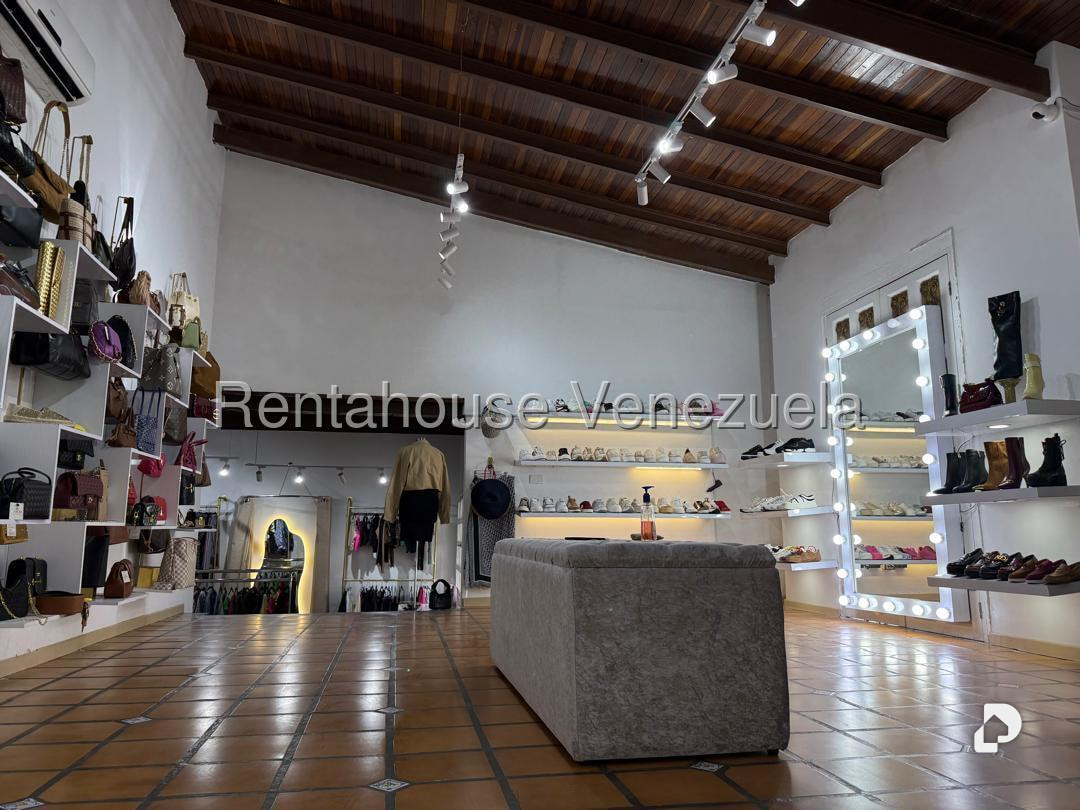Local comercial en Santa Cecilia, Caracas – 16