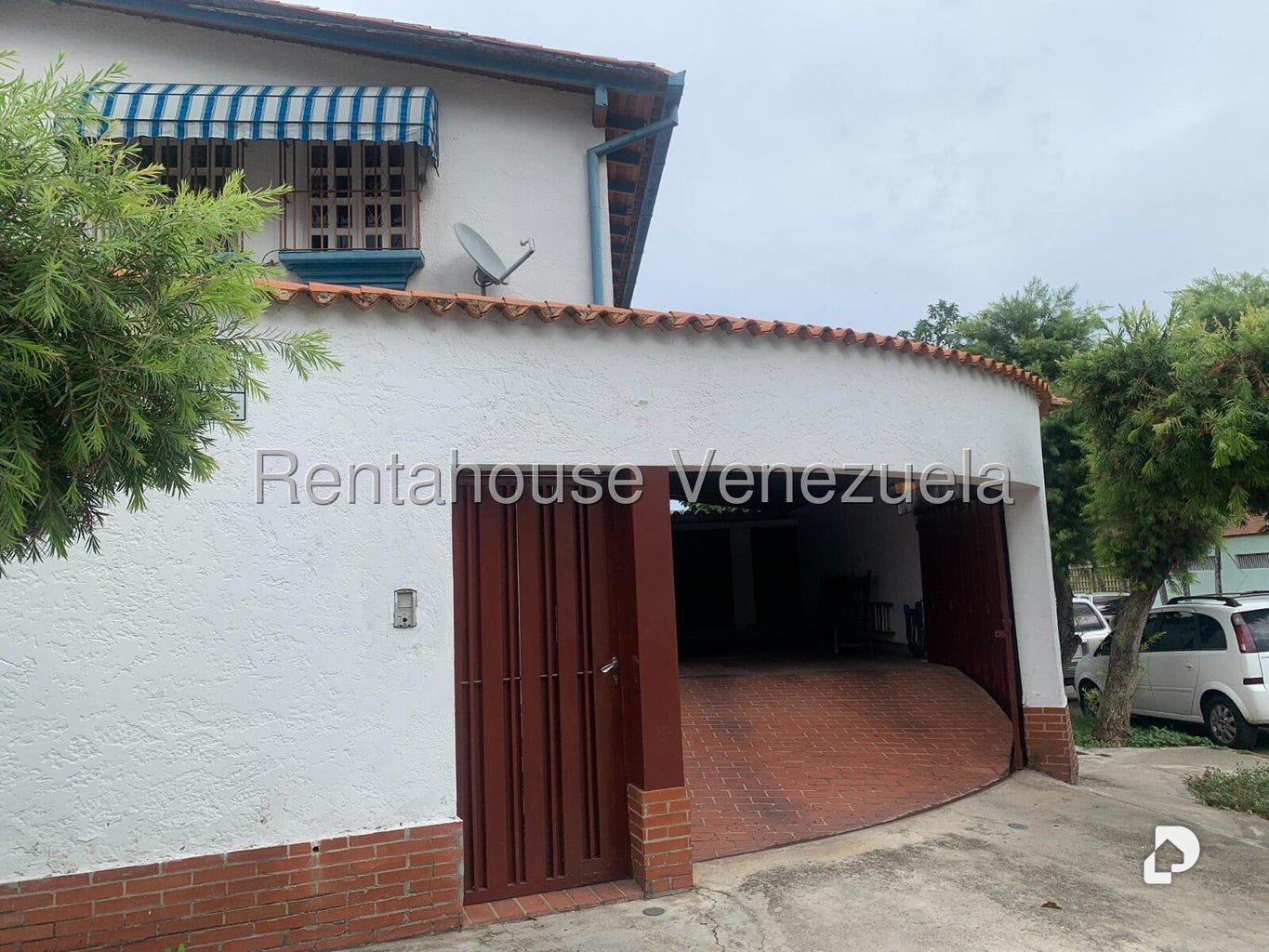 Local comercial en Santa Cecilia, Caracas – 2