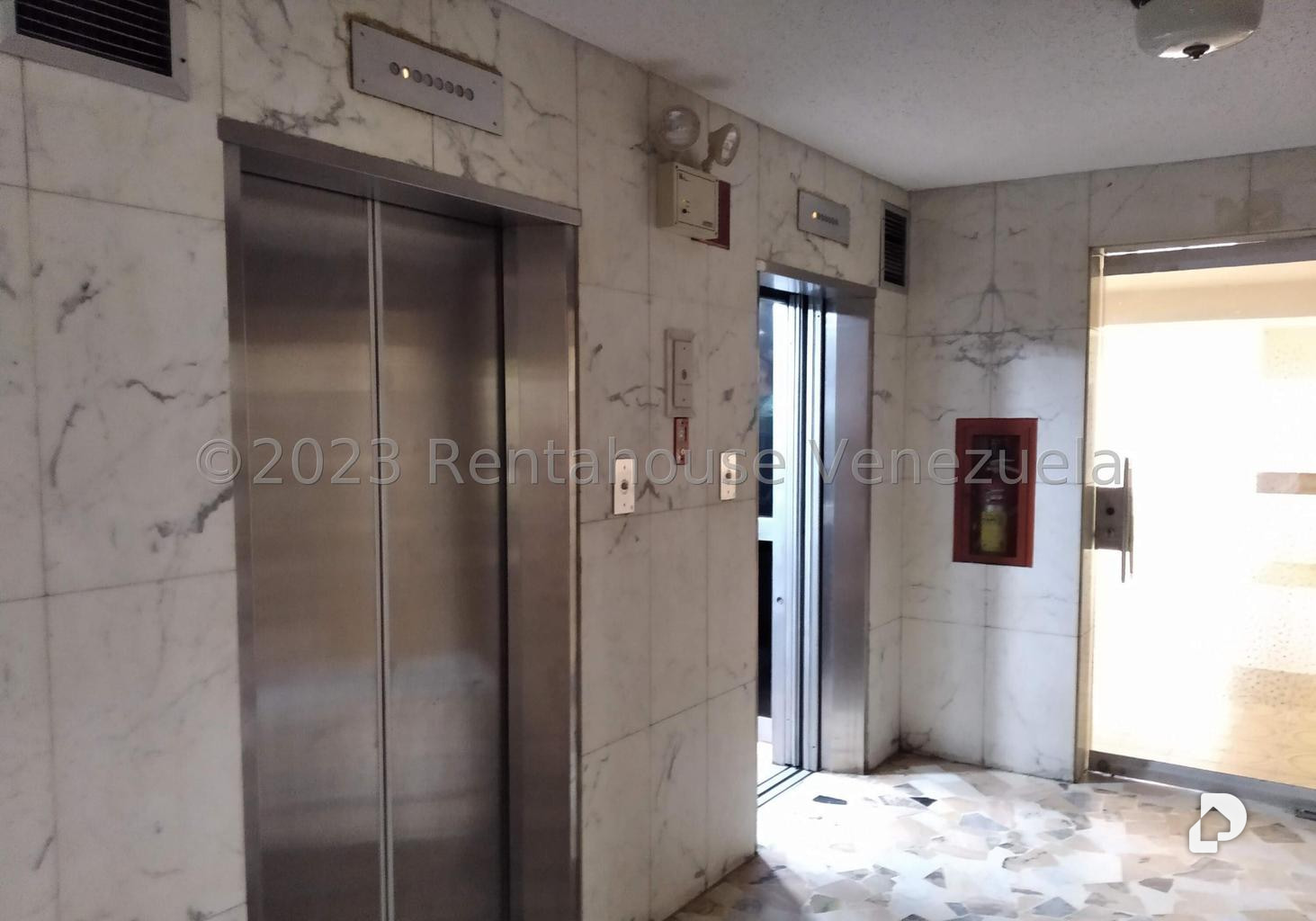 Apartamento en La Urbina, Caracas – 4