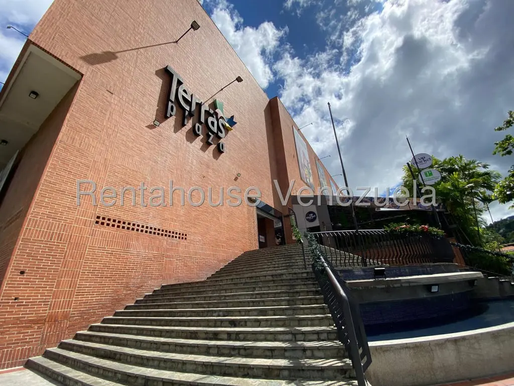 Commercial space in Terrazas del Club Hípico, Caracas - 1