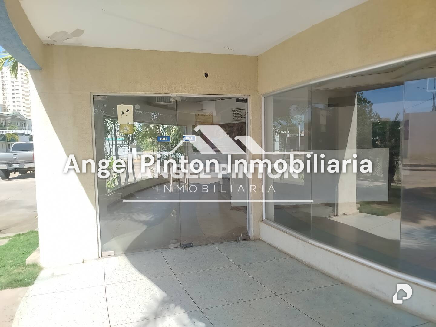 Local comercial en Isla Dorada, Maracaibo – 2