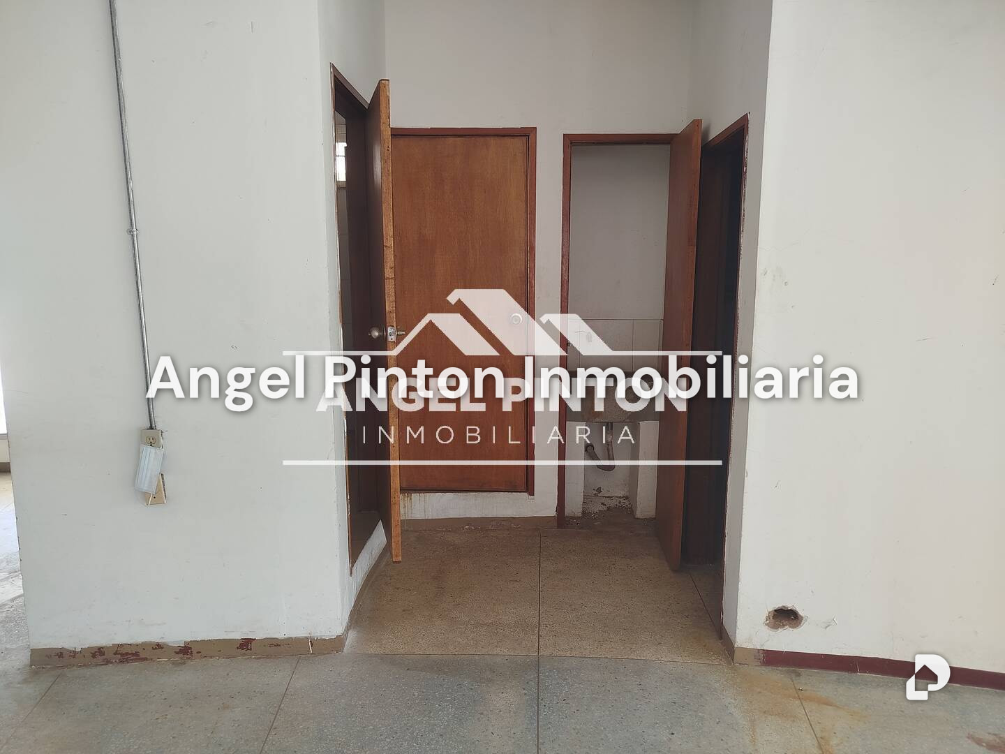 Local comercial en Isla Dorada, Maracaibo – 5