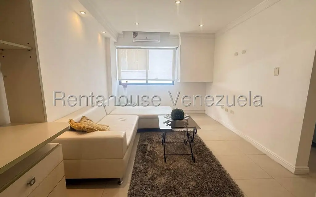 Apartment in La Boyera, Caracas - 1