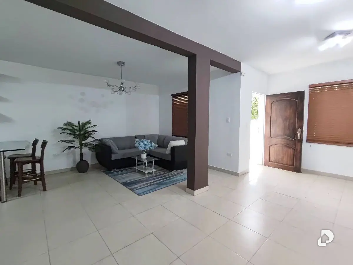 Casa en Urbanizacion Trapiche Villa, Cabudare – 2