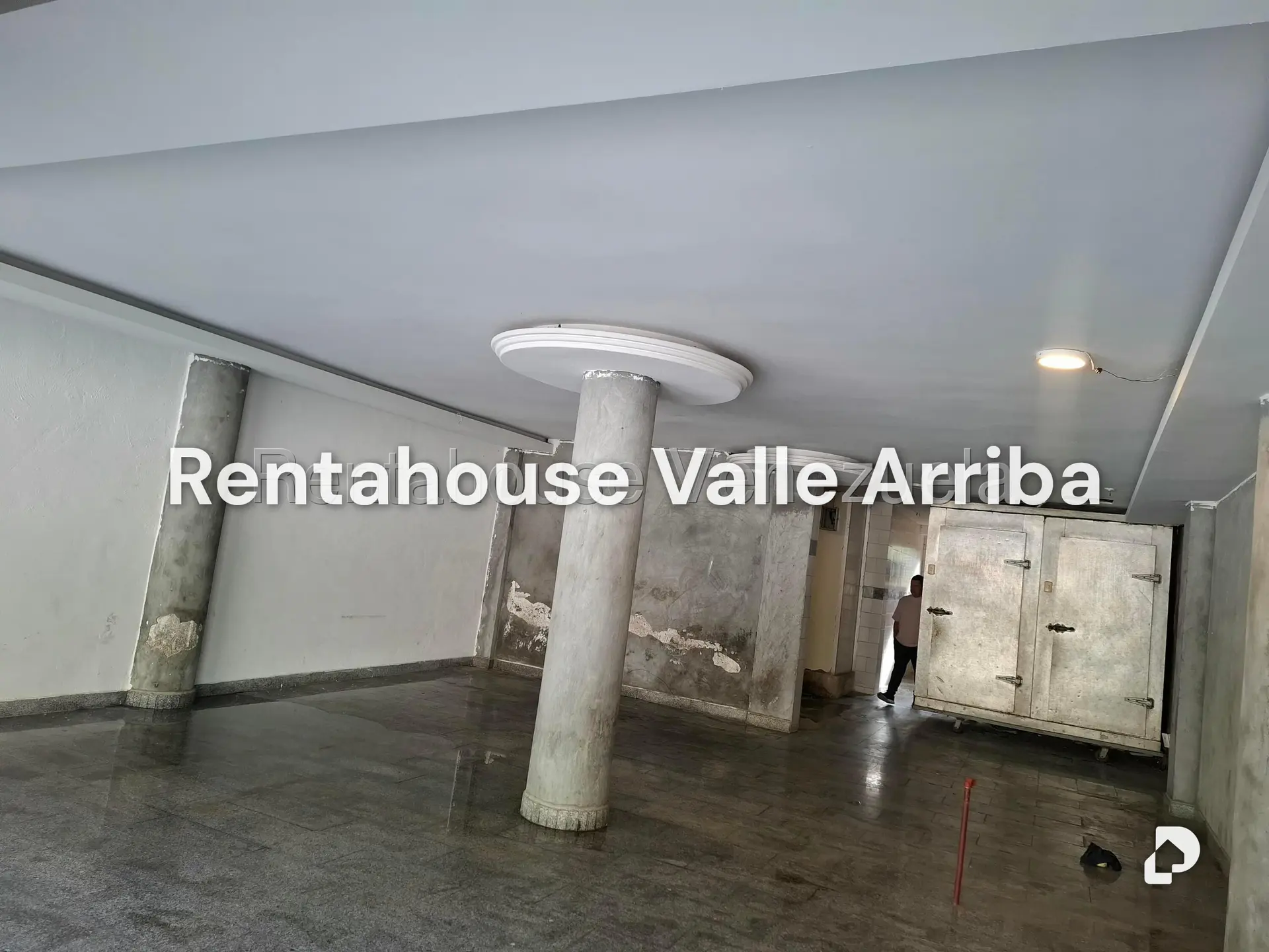 Local comercial en El Hatillo, Caracas – 12