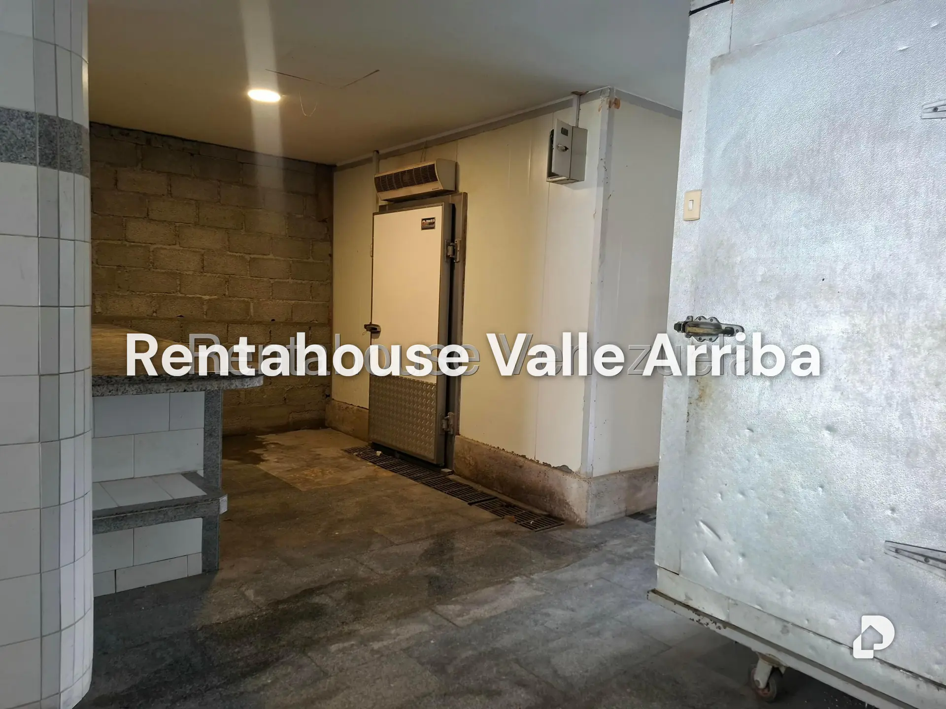 Local comercial en El Hatillo, Caracas – 4