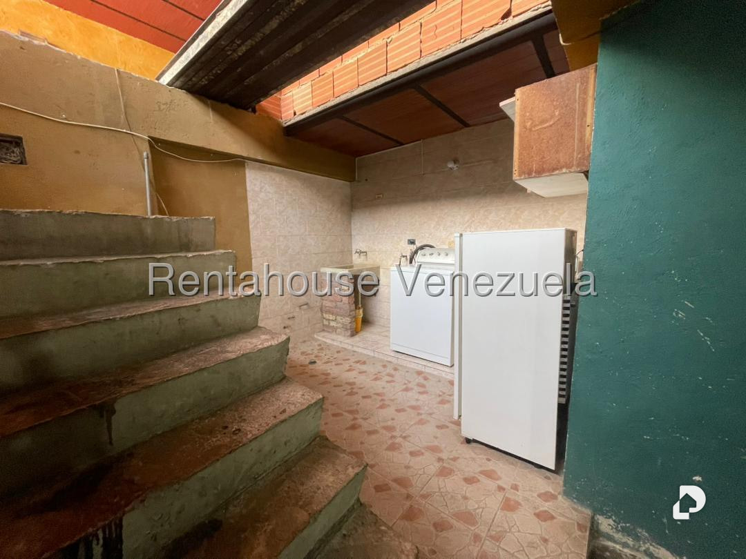 Local comercial en Boleíta Sur, Caracas – 29